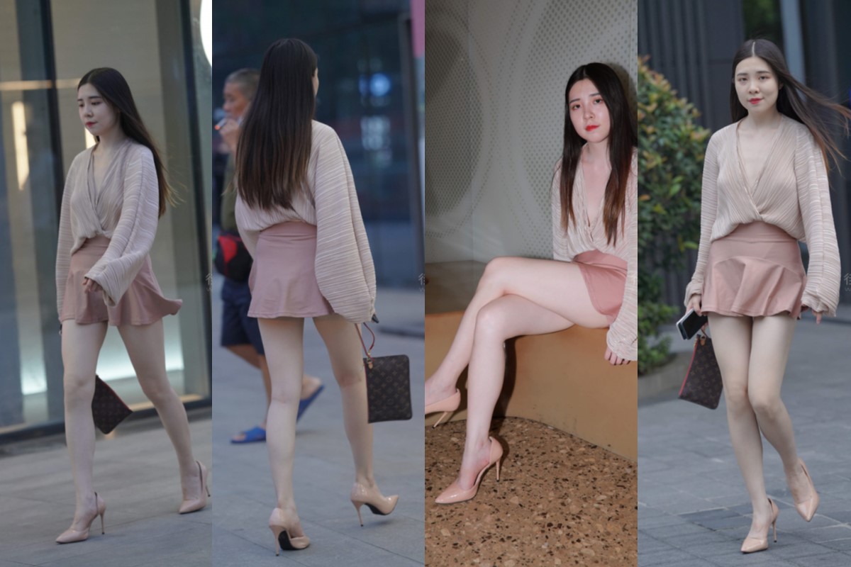 可爱的粉色短裙小姐姐