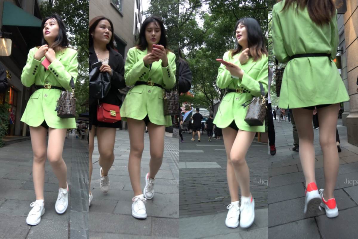 4K - 街拍浅绿色外套配肉丝袜美眉 [872 MB/MP4]