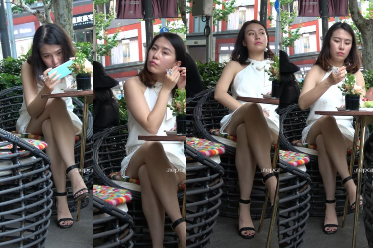 4K - 性感美腿高跟街拍白色连衣裙美妇 [1.53 GB/MP4]