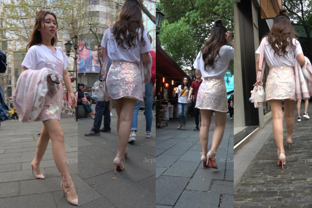 4K - 爱拍照的美姐姐 [2.71 GB/MP4]