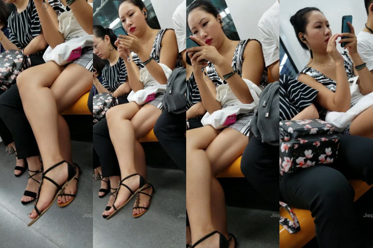 4K – 听着歌曲的美眉 [567 MB/MP4]