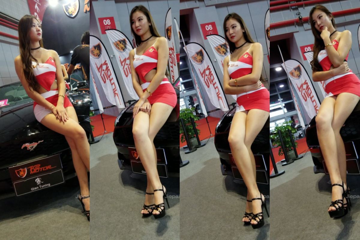 4K - 超美的长腿模特姐姐 [694 MB/MP4]