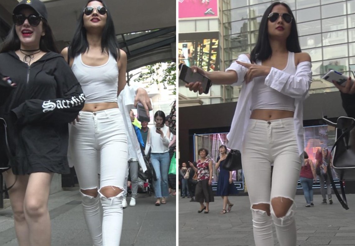 4k-街拍性感火辣身材的小背心美女 [2.43 GB]