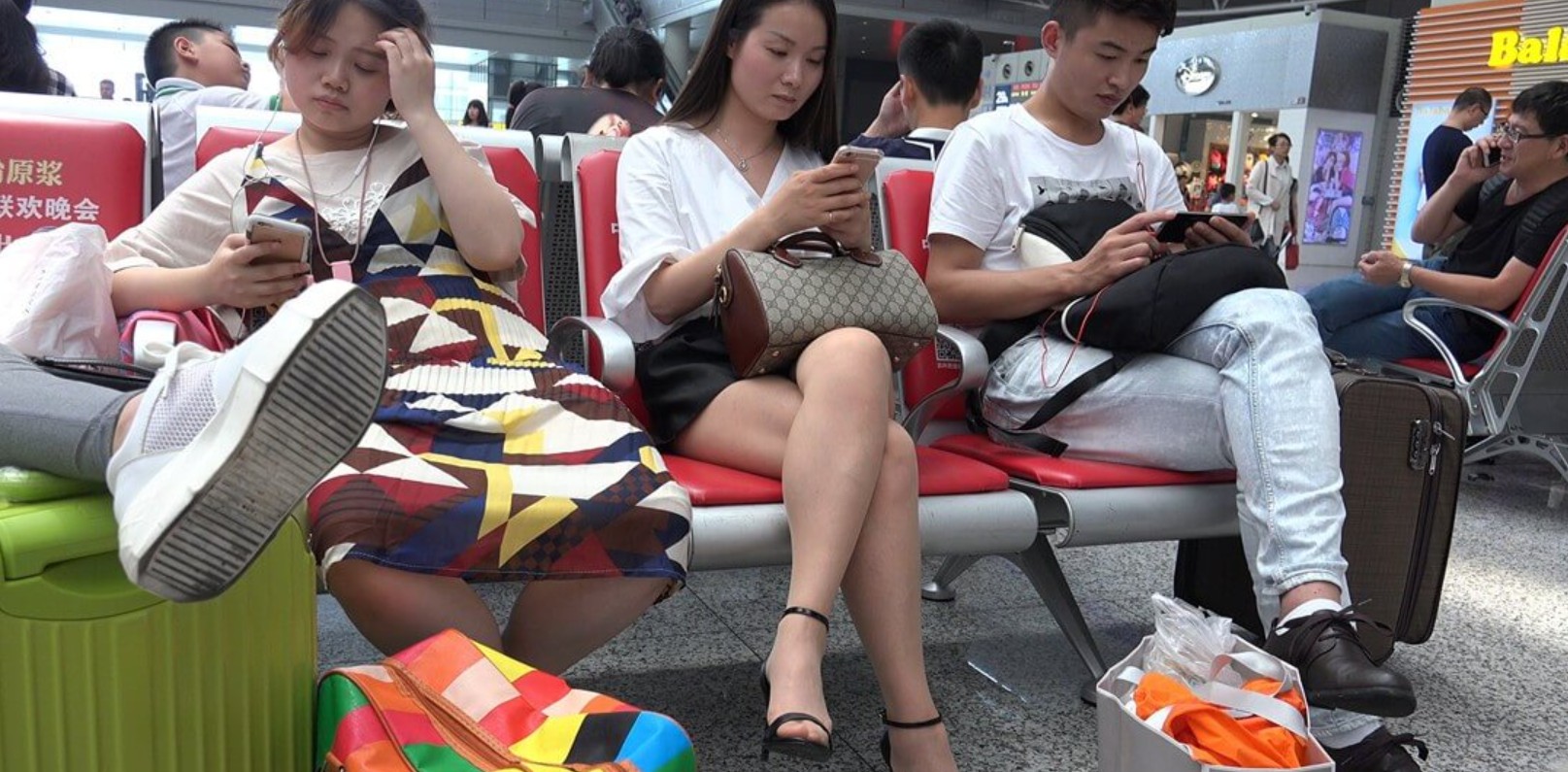 4K - 透明长丝凉高跟少妇 [2.94 GB/MP4]