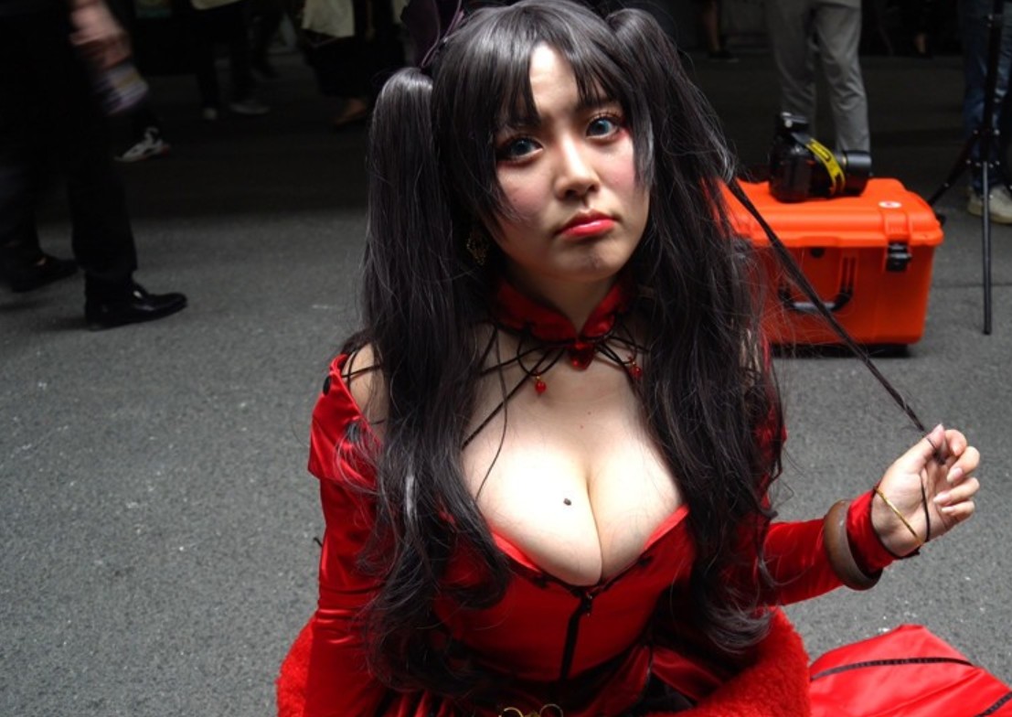 丰满的cosplay少女